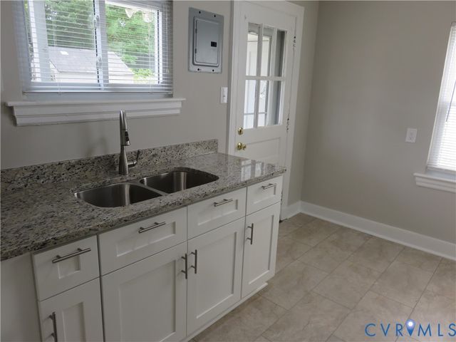 2307 Kent St, Henrico, VA 23228