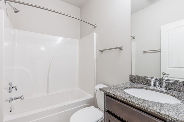 1445 Granby Dr, Baton Rouge, LA 70820