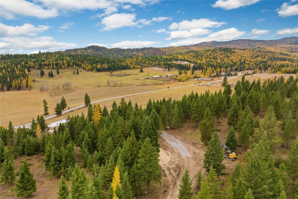 877 Batavia Lane, Kalispell, MT 59901 photo 10