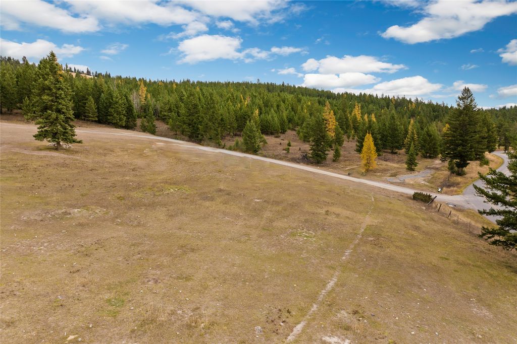 877 Batavia Lane, Kalispell, MT 59901 photo 15