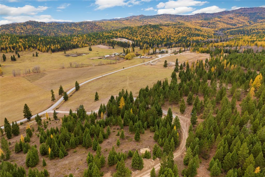 877 Batavia Lane, Kalispell, MT 59901 photo 3