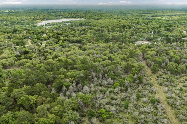 TBD Commanche DR, Smithville, TX 78957