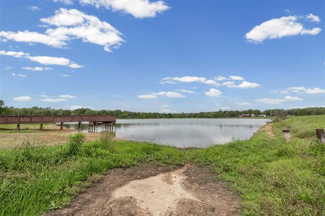 TBD Commanche DR, Smithville, TX 78957