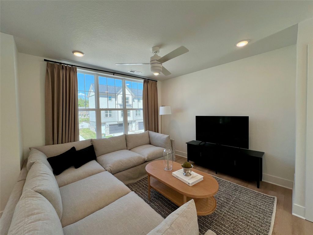 4468 154th Street, Urbandale, IA 50323