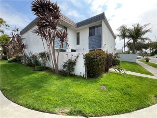 4862 Kona Drive C, Huntington Beach, CA 92649