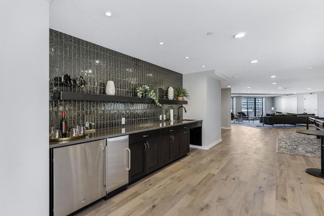 110 1st Avenue NE F602, Minneapolis, MN 55413