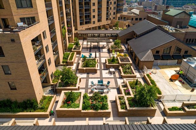 110 1st Avenue NE F602, Minneapolis, MN 55413