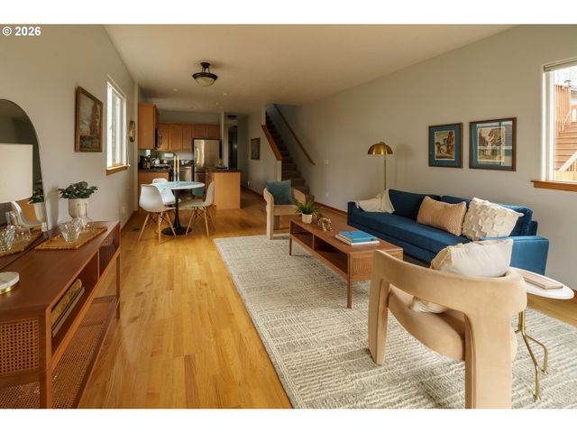 8820 N FISKE Ave, Portland, OR 97203