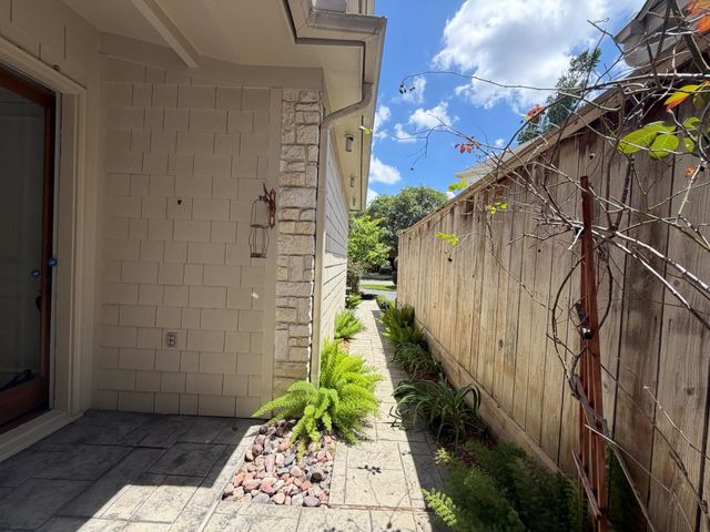 1315 Whispering Pines Drive, Houston, TX 77055
