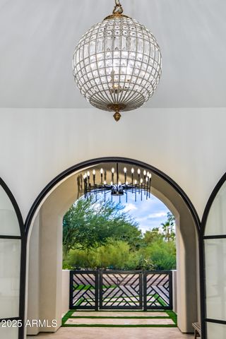 6403 E Gold Dust Avenue, Paradise Valley, AZ 85253