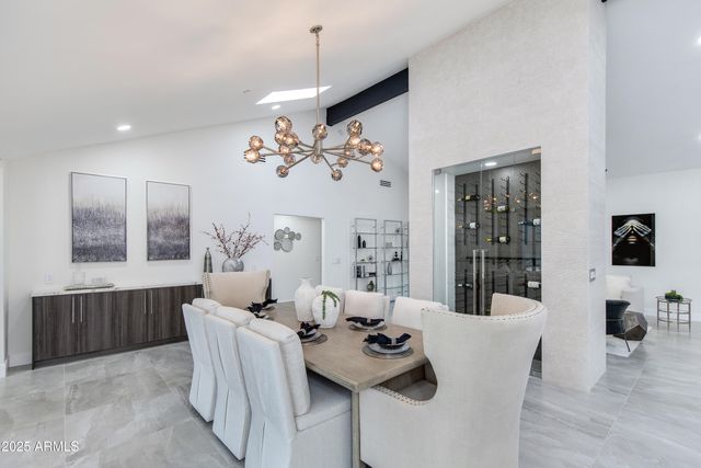 6403 E Gold Dust Avenue, Paradise Valley, AZ 85253