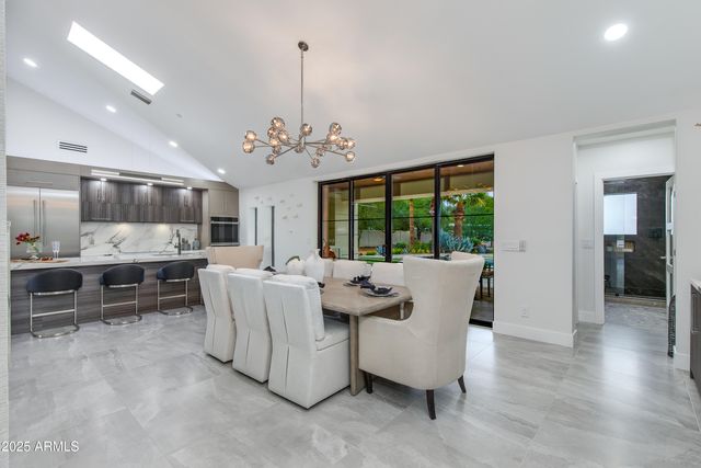 6403 E Gold Dust Avenue, Paradise Valley, AZ 85253