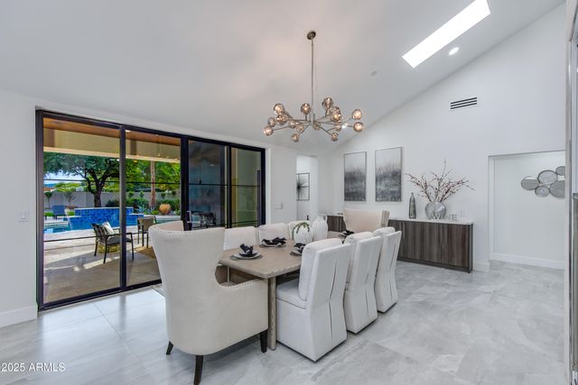 6403 E Gold Dust Avenue, Paradise Valley, AZ 85253