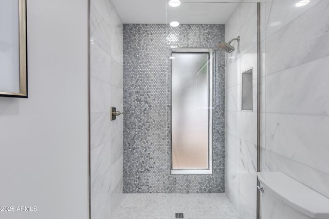 6403 E Gold Dust Avenue, Paradise Valley, AZ 85253