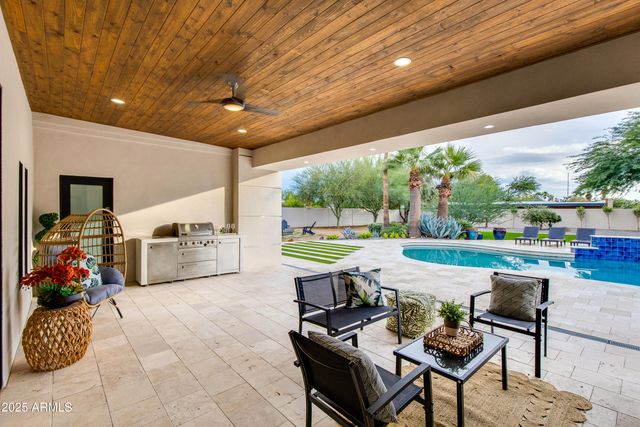 6403 E Gold Dust Avenue, Paradise Valley, AZ 85253
