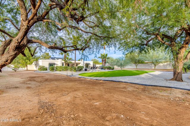 6403 E Gold Dust Avenue, Paradise Valley, AZ 85253