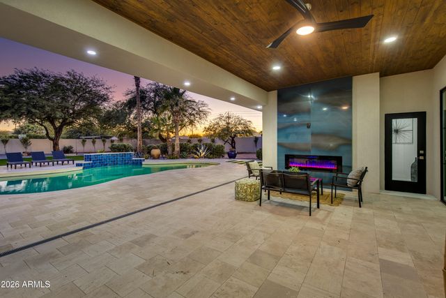 6403 E Gold Dust Avenue, Paradise Valley, AZ 85253