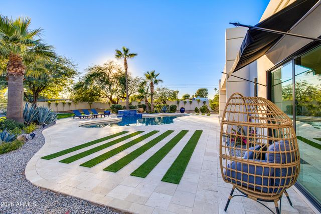 6403 E Gold Dust Avenue, Paradise Valley, AZ 85253