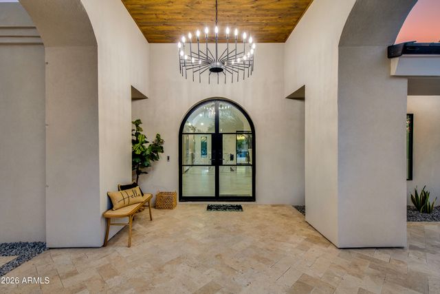 6403 E Gold Dust Avenue, Paradise Valley, AZ 85253