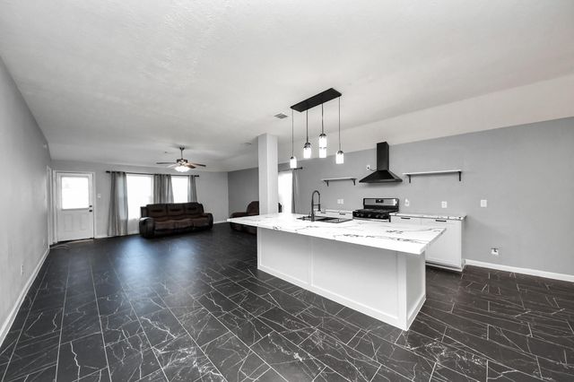 7814 Talladega Springs Lane, Richmond, TX 77407