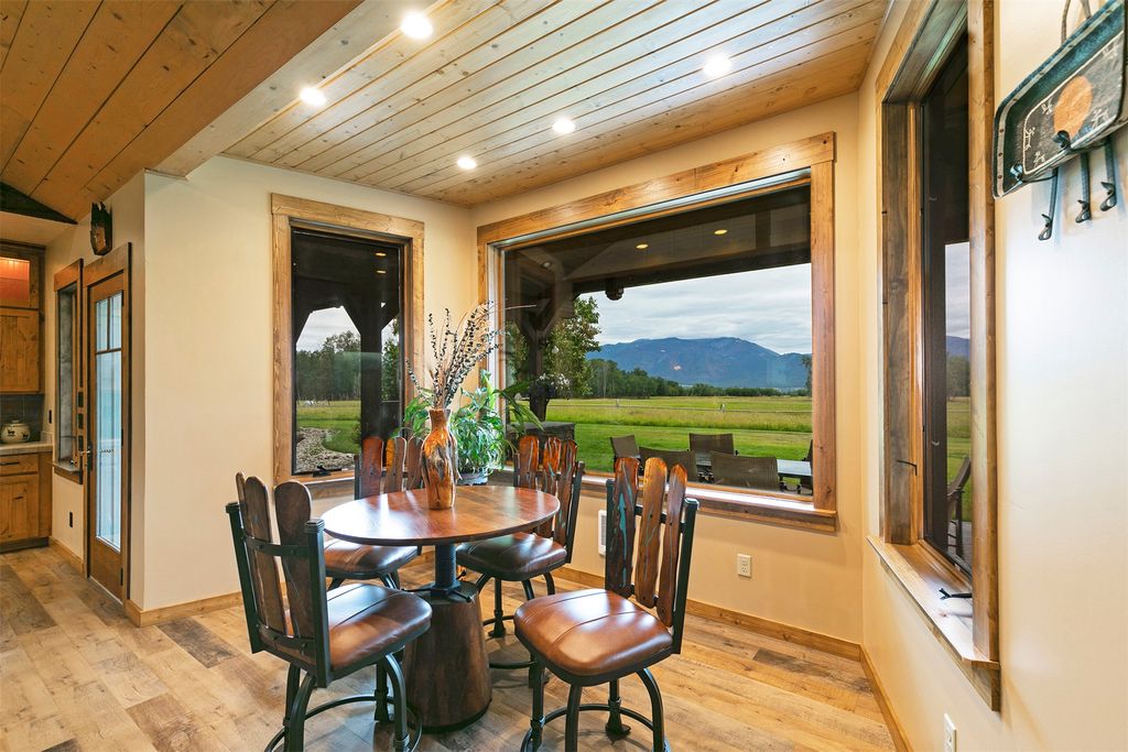 Image 17 of property listing at 711 Middle Burnt Fork Road, Stevensville, MT 59870