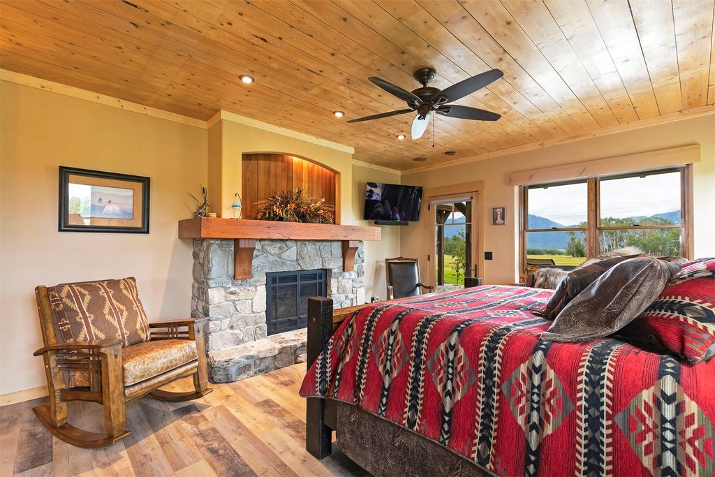 Image 26 of property listing at 711 Middle Burnt Fork Road, Stevensville, MT 59870