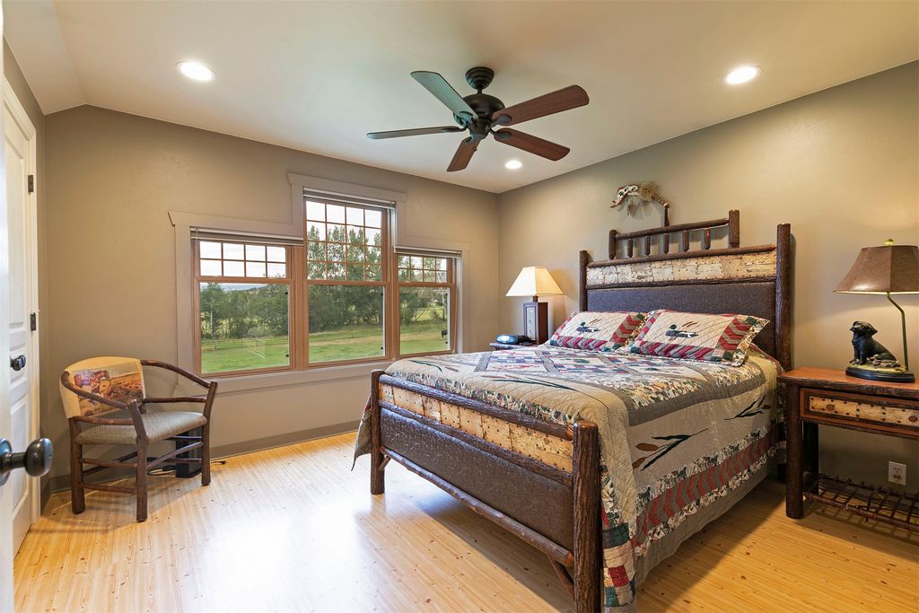 Image 33 of property listing at 711 Middle Burnt Fork Road, Stevensville, MT 59870