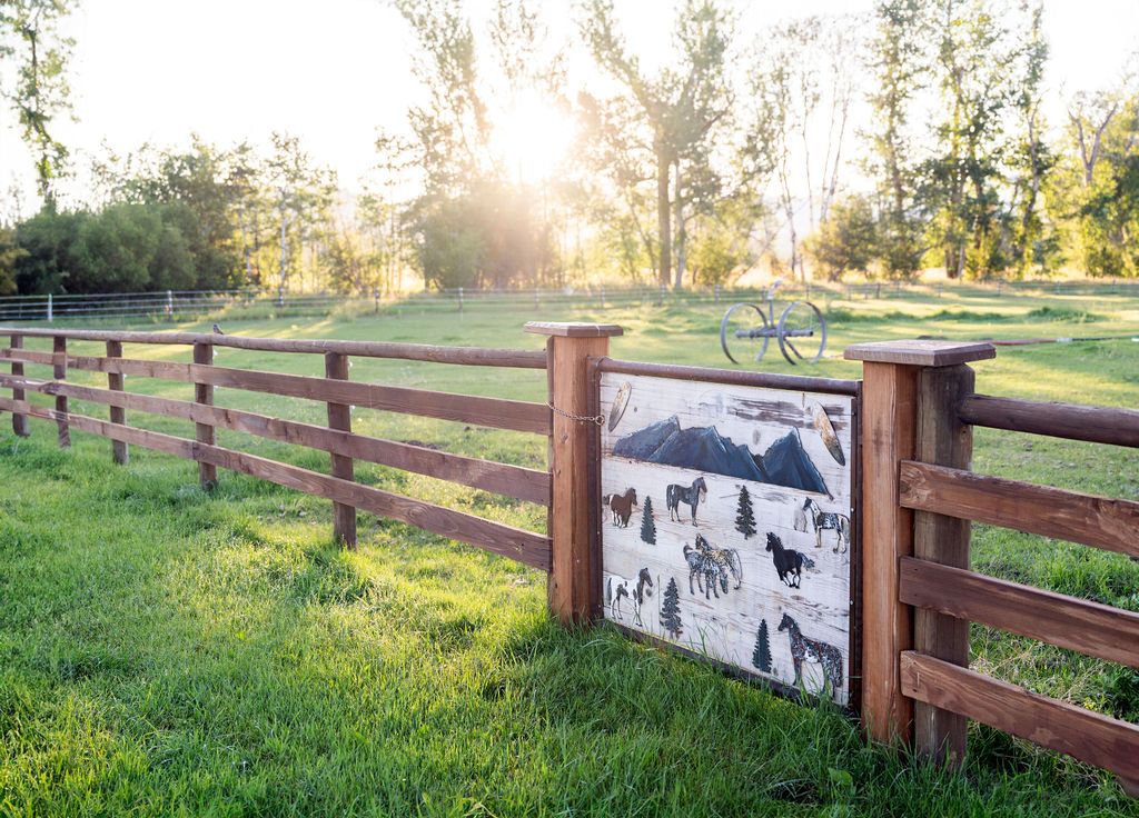 Image 46 of property listing at 711 Middle Burnt Fork Road, Stevensville, MT 59870