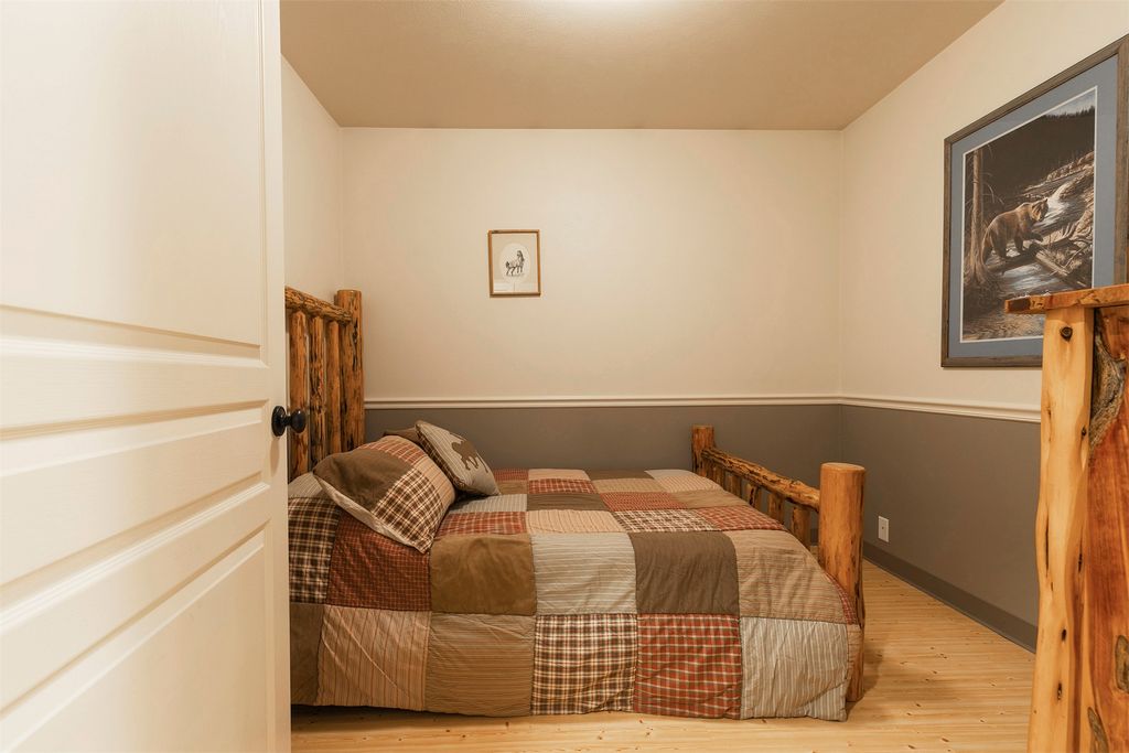 Image 52 of property listing at 711 Middle Burnt Fork Road, Stevensville, MT 59870