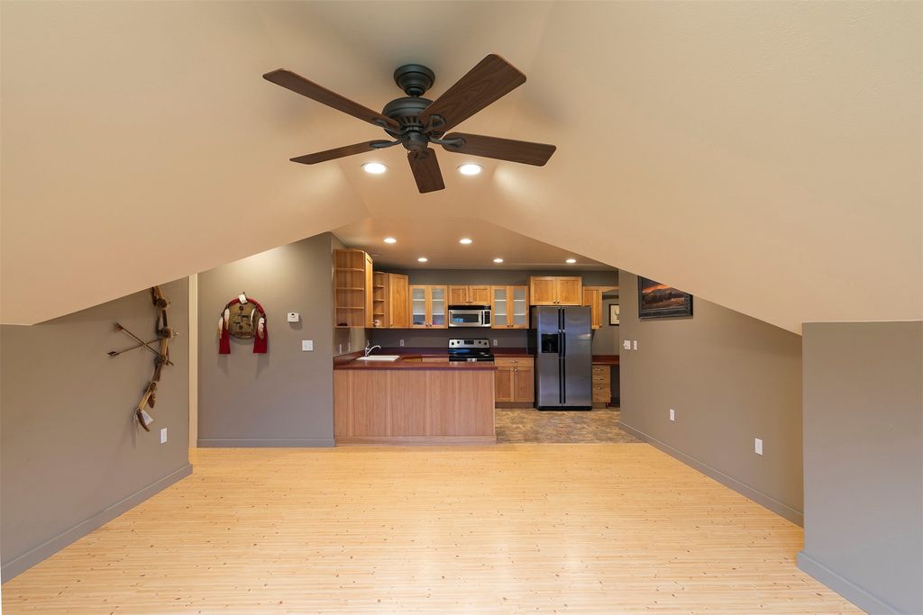 Image 54 of property listing at 711 Middle Burnt Fork Road, Stevensville, MT 59870