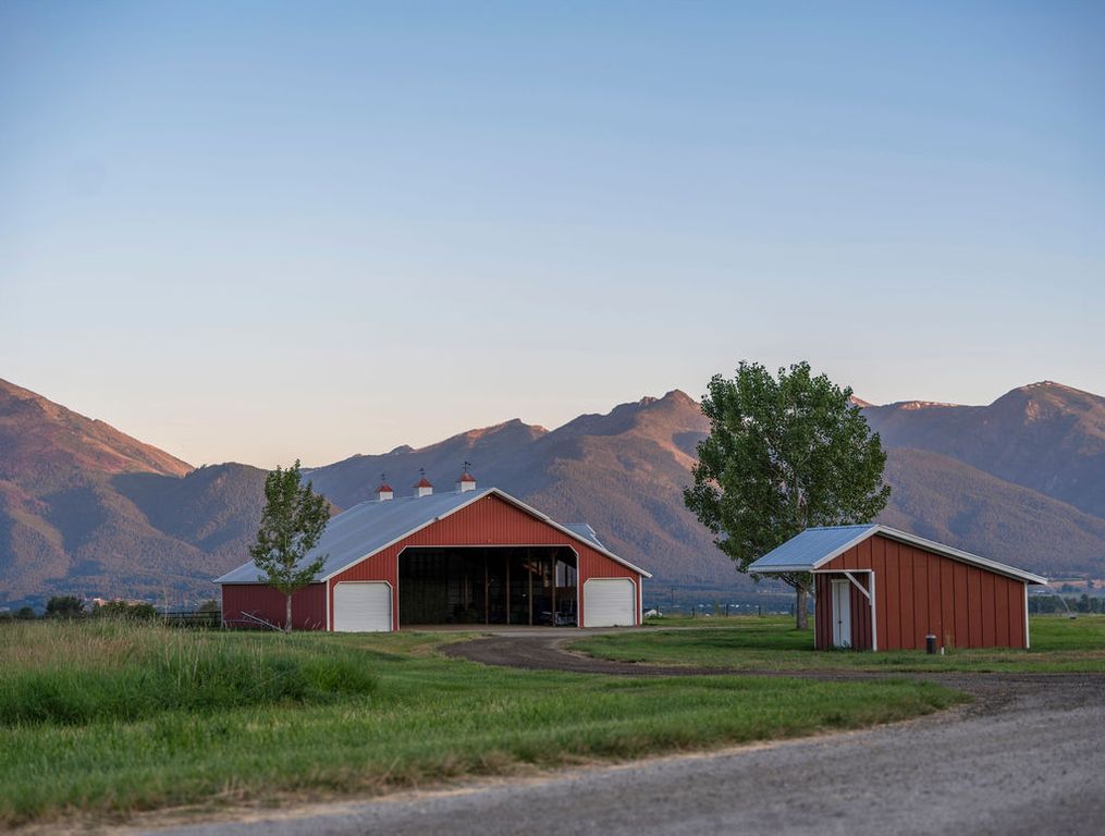 Image 57 of property listing at 711 Middle Burnt Fork Road, Stevensville, MT 59870