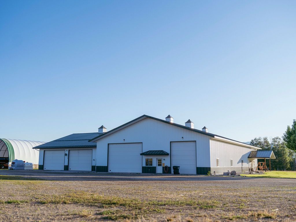 Image 59 of property listing at 711 Middle Burnt Fork Road, Stevensville, MT 59870