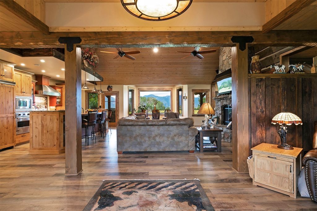 Image 8 of property listing at 711 Middle Burnt Fork Road, Stevensville, MT 59870