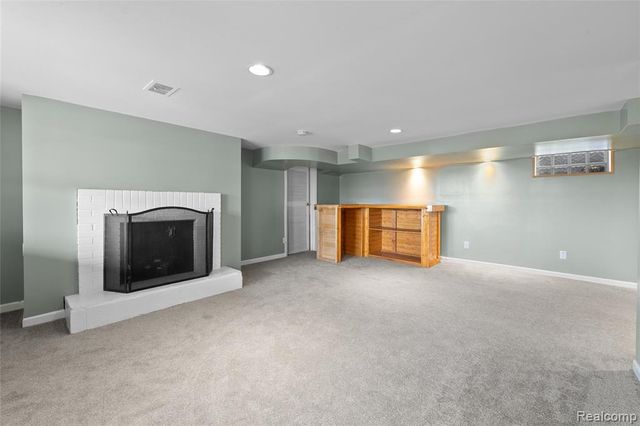 235 Indianwood Road, Lake Orion, MI 48362
