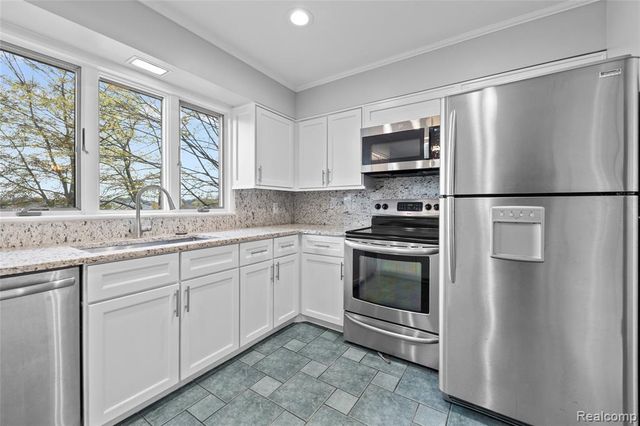 235 Indianwood Road, Lake Orion, MI 48362