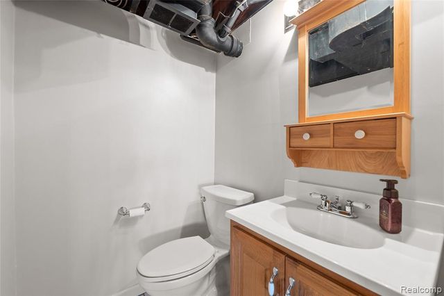 235 Indianwood Road, Lake Orion, MI 48362