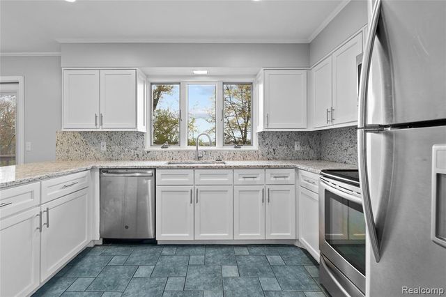 235 Indianwood Road, Lake Orion, MI 48362