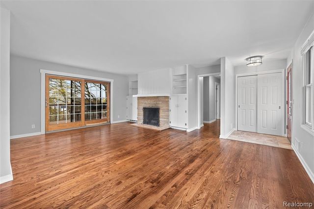 235 Indianwood Road, Lake Orion, MI 48362