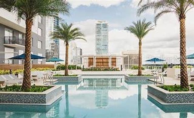 125-3 E PINE STREET, Orlando, FL 32801