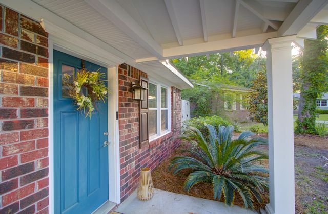 1142 Bonnie Lane, Mount Pleasant, SC 29464