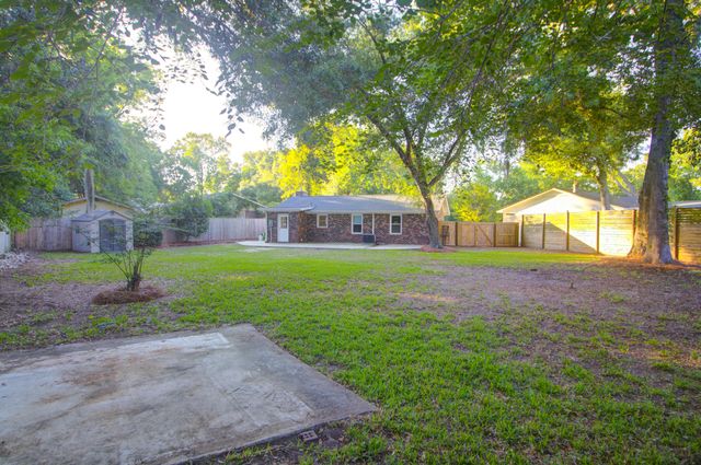 1142 Bonnie Lane, Mount Pleasant, SC 29464