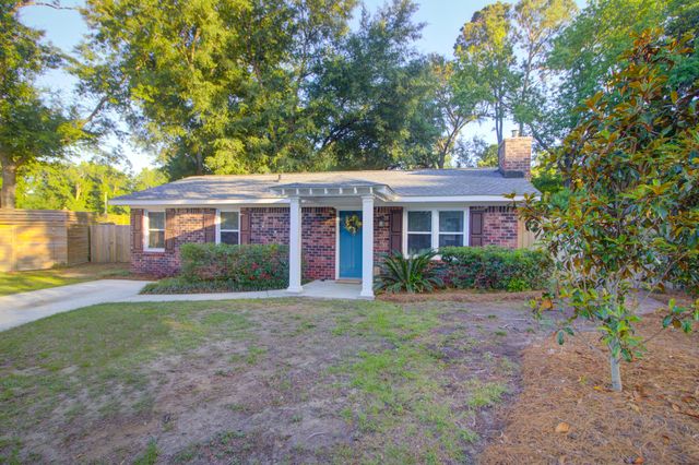 1142 Bonnie Lane, Mount Pleasant, SC 29464