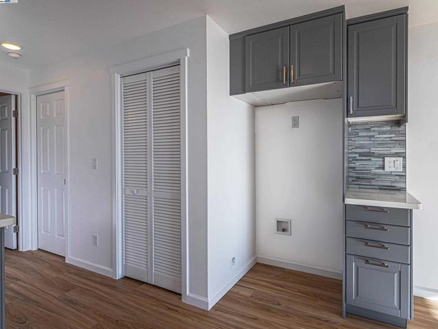532 Heathcliff Dr, Pacifica, CA 94044