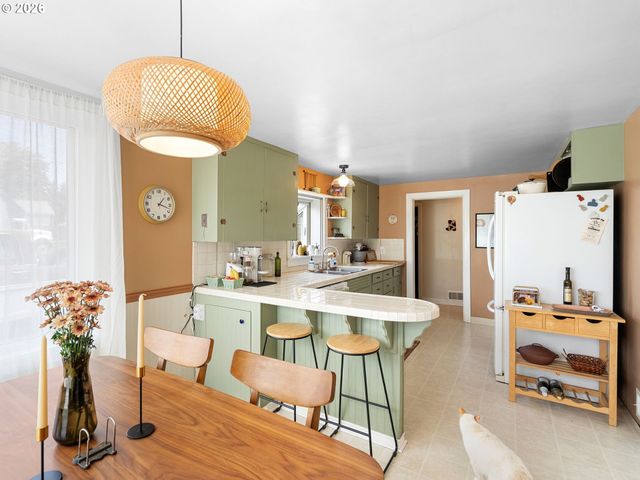12045 Se TIBBETTS St, Portland, OR 97266