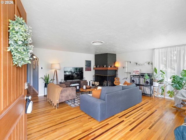 12045 Se TIBBETTS St, Portland, OR 97266