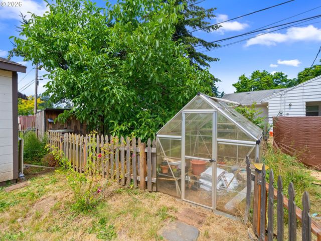 12045 Se TIBBETTS St, Portland, OR 97266