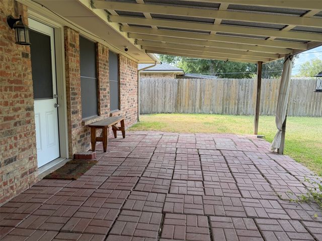 101 Kathryn Drive, Sanger, TX 76266