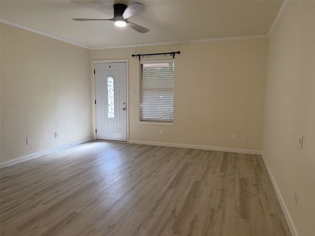 101 Kathryn Drive, Sanger, TX 76266