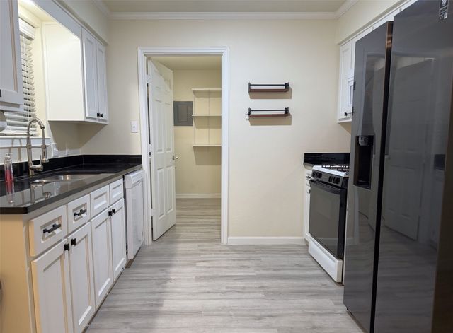 101 Kathryn Drive, Sanger, TX 76266