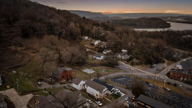 3819 Longview Drive, Chattanooga, TN 37409